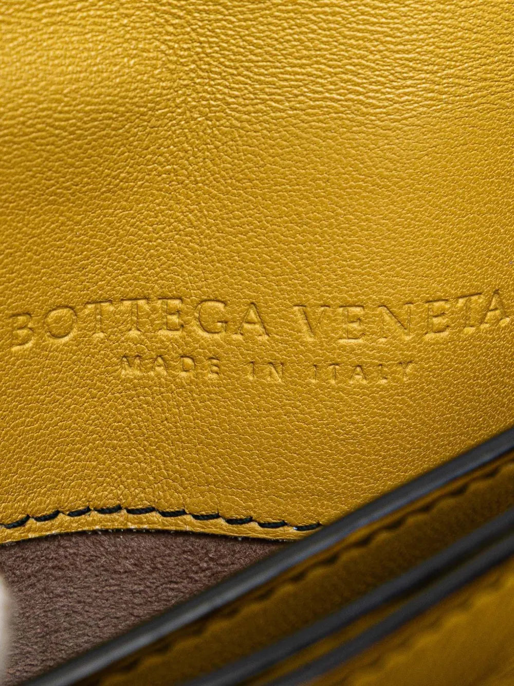 Pre-OwnedBottega Veneta Pre-Owned2012-2025 Small Nappa Intrecciato Runway shoulder bag