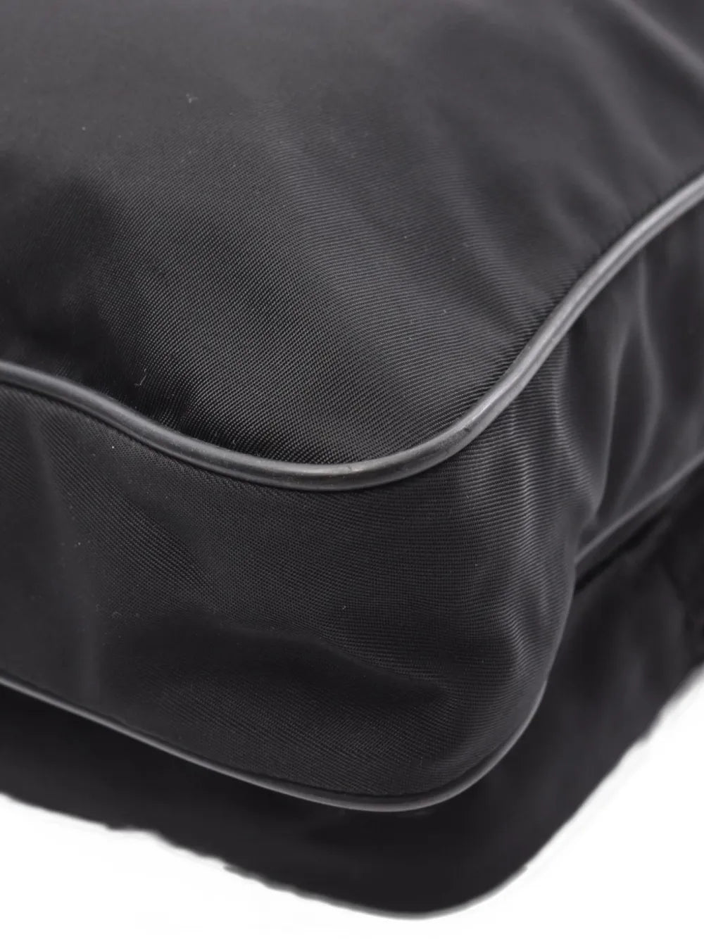 Pre-OwnedPrada Pre-Owned2000s triangle-logo shoulder bag