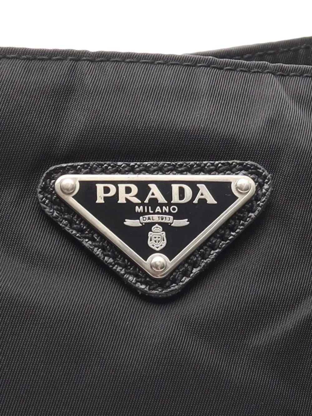 Pre-OwnedPrada Pre-Owned2000s triangle-logo shoulder bag