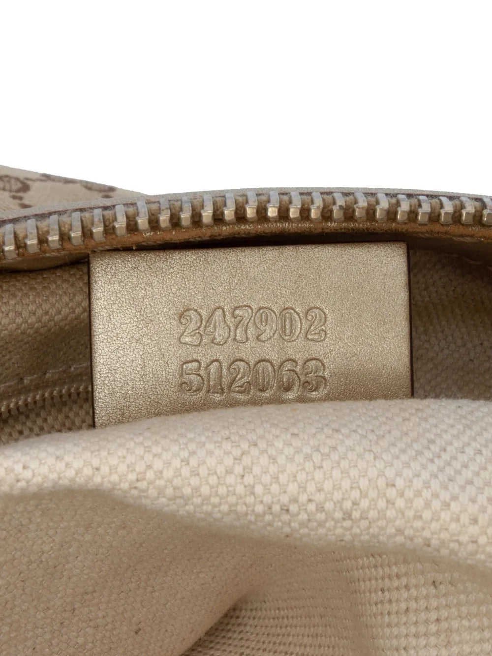 Pre-OwnedGucci Pre-Owned2016-2025 GG Canvas Sukey satchel