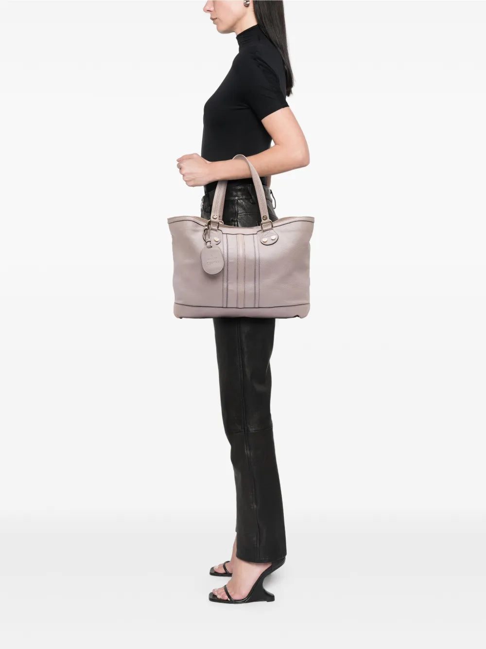 Pre-OwnedGucci Pre-Owned2016-2025 Large Pebbled Calfskin Sunset tote bag