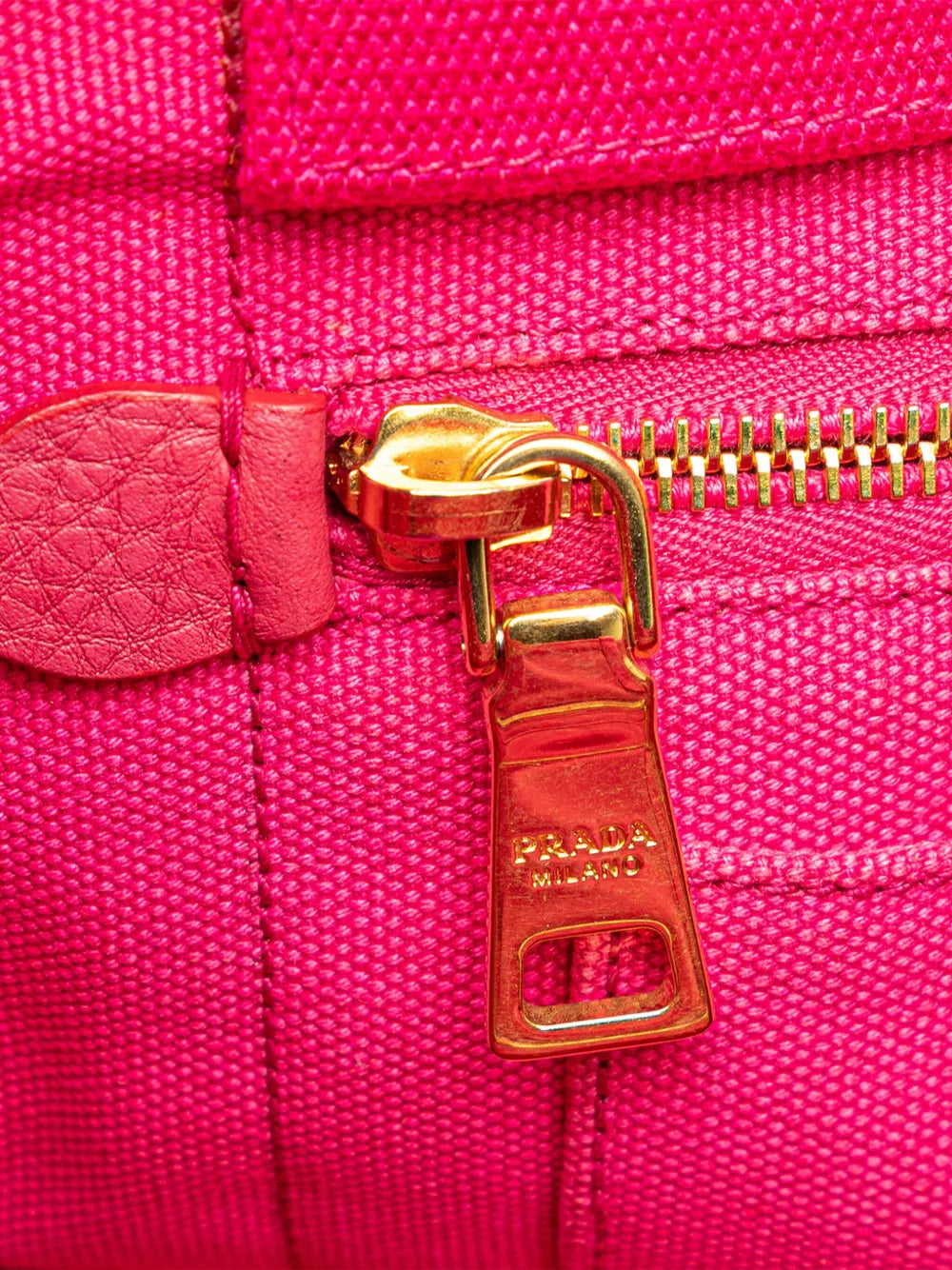 Pre-OwnedPrada Pre-Owned2013-2025 Canvas Canapa Logo satchel