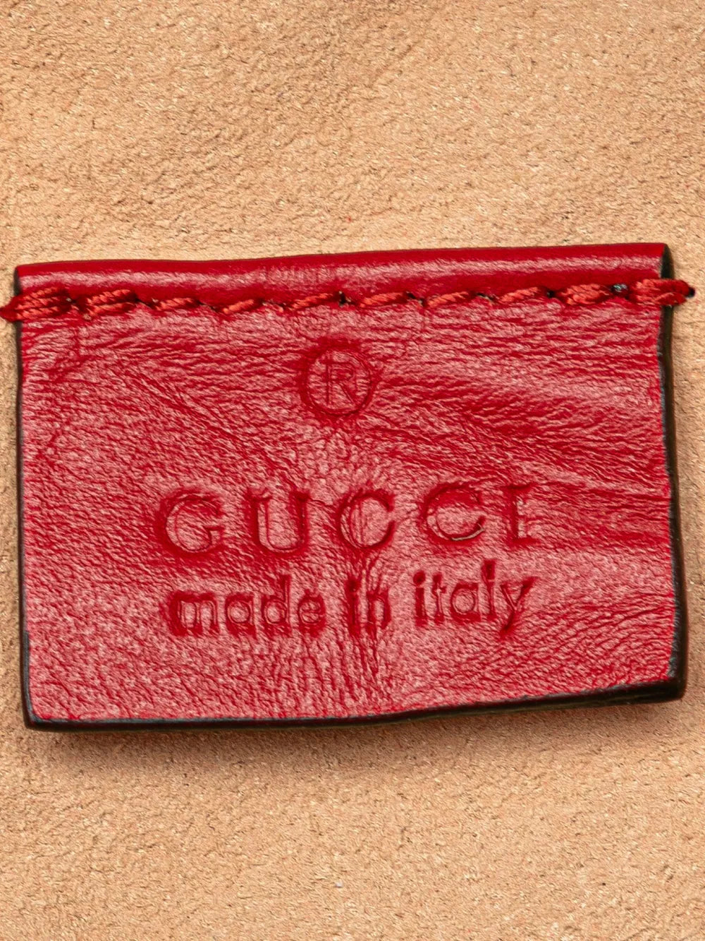 Pre-OwnedGucci Pre-Owned2016-2025 Mini GG Marmont Matelasse Leather Round backpack