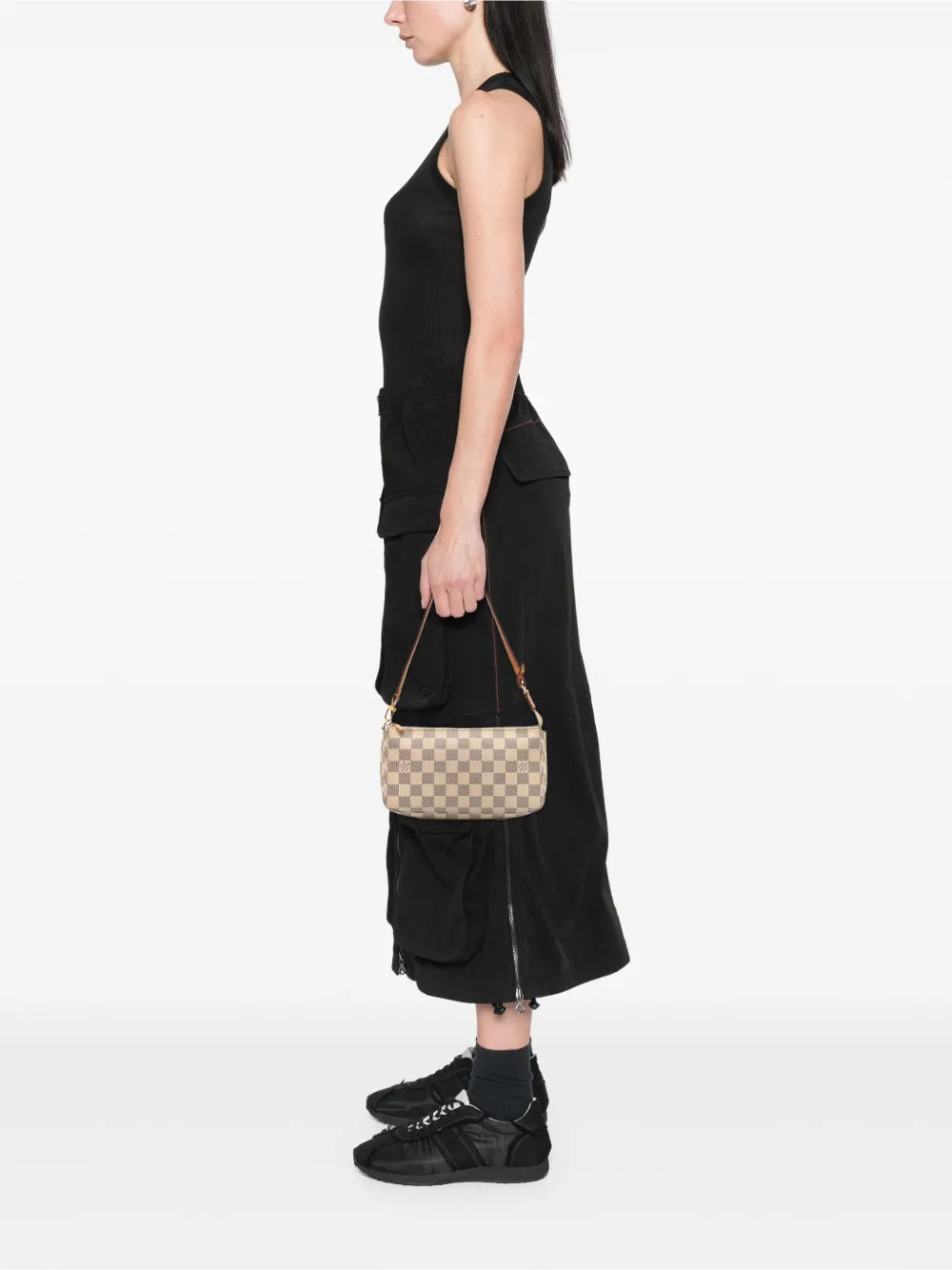 Pre-OwnedLouis Vuitton Pre-Owned2012 Damier Azur Pochette Accessoires shoulder bag