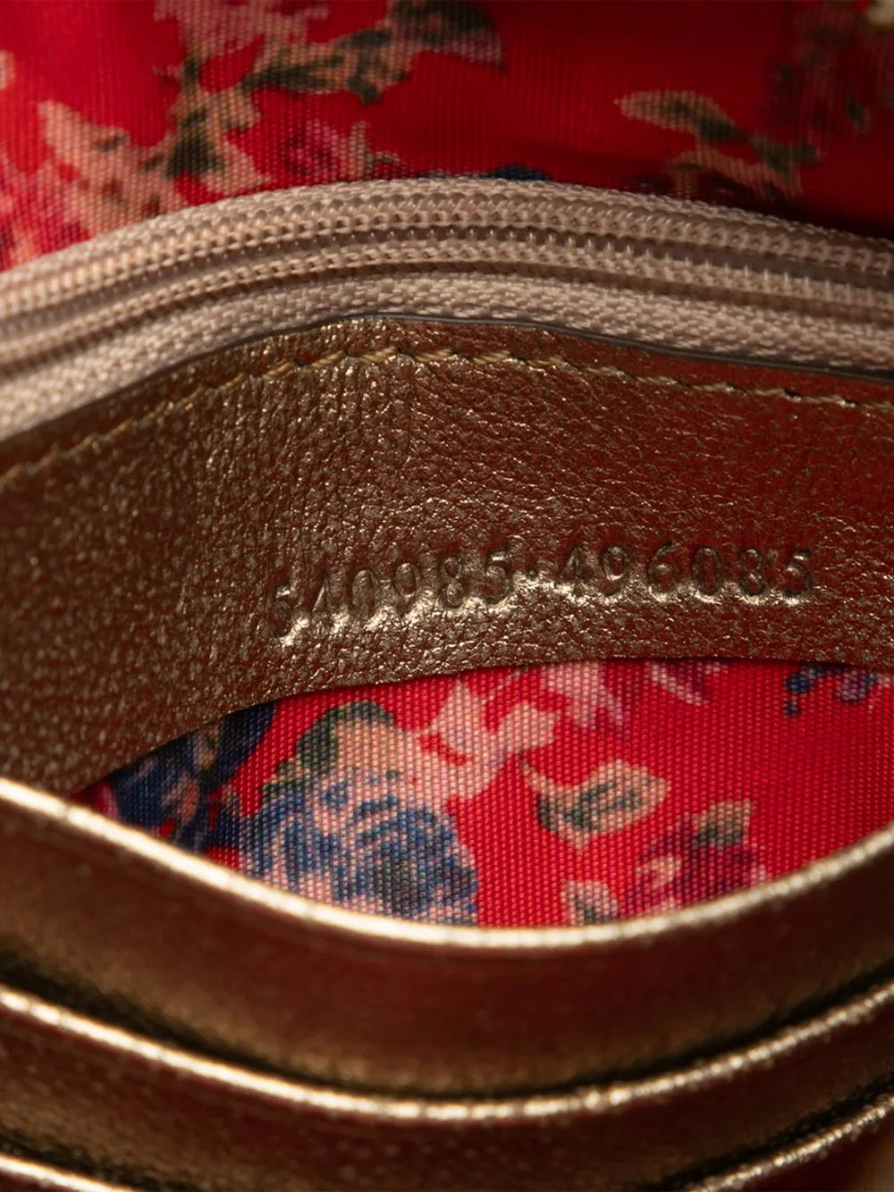 Pre-OwnedGucci Pre-Owned2000-2015 Laminated Nappa Trapuntata Wristlet clutch bag