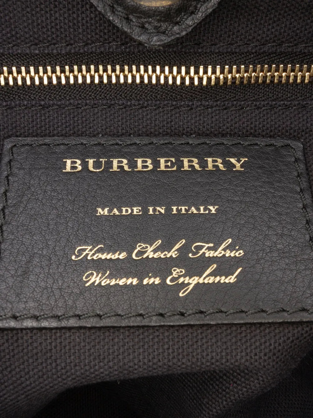 Pre-OwnedBurberry Pre-Owned2000-2017 Medium Leather and House Check Banner satchel