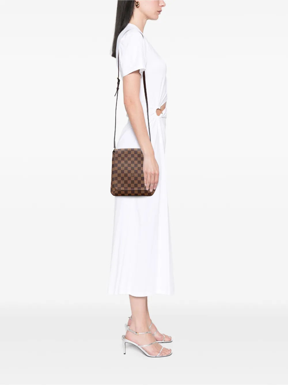 Pre-OwnedLouis Vuitton Pre-Owned2003 Damier Ebene Musette Salsa Long Strap crossbody bag