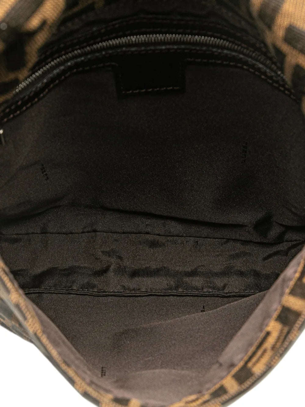 Pre-OwnedFendi Pre-Owned20th Century Zucca Canvas shoulder bag