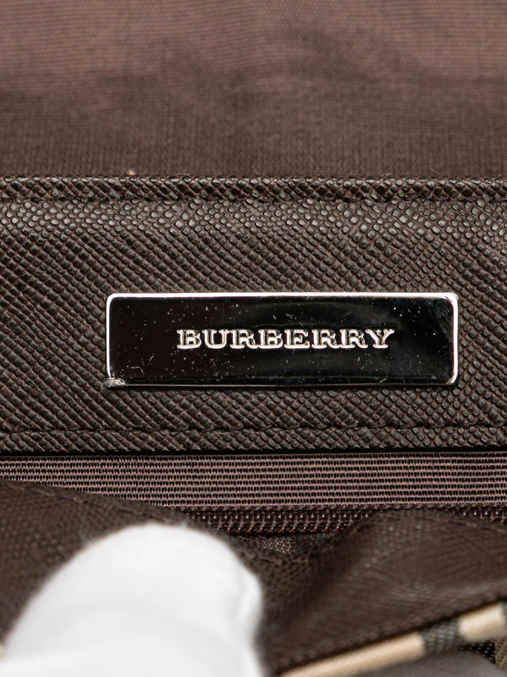 Pre-OwnedBurberry Pre-Owned2000-2017 House Check Canvas Flap shoulder bag