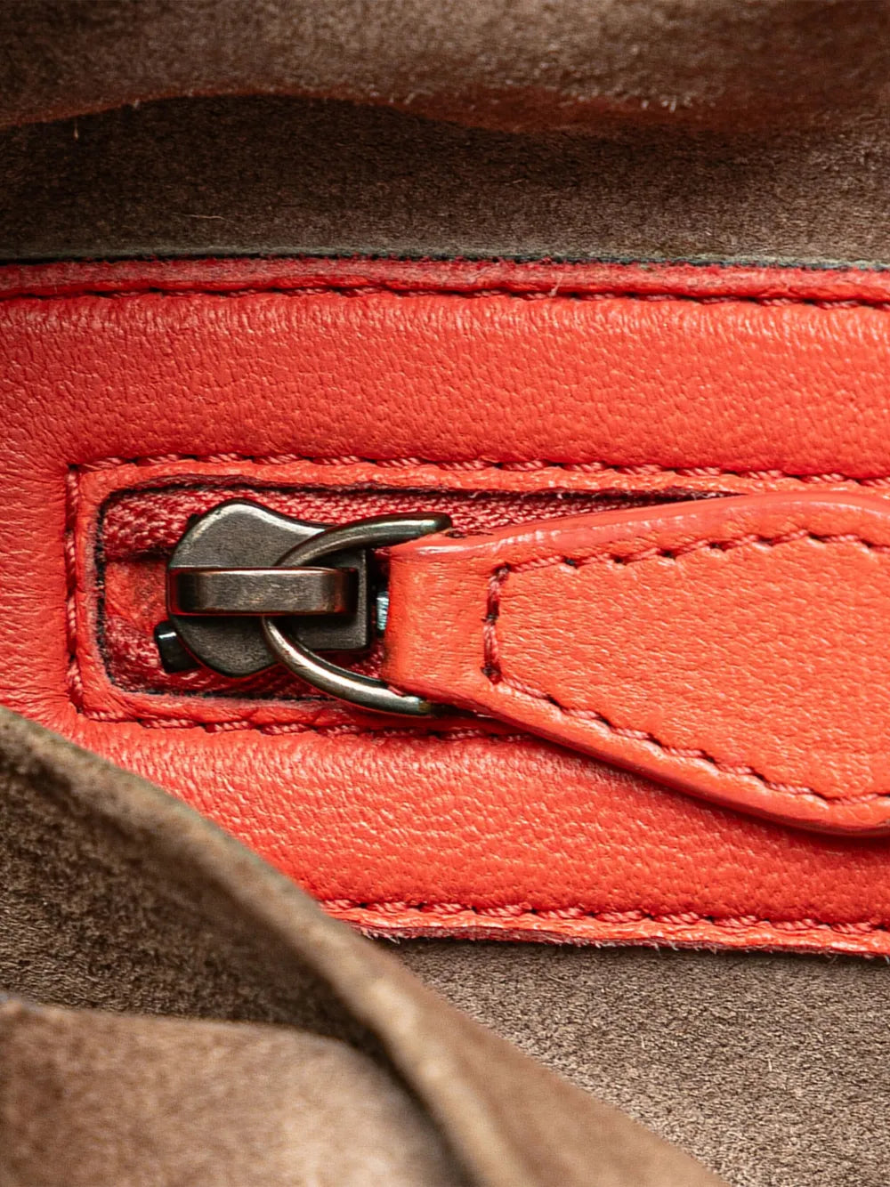 Pre-OwnedBottega Veneta Pre-Owned2010 Medium Nappa Intrecciato Belly hobo bag