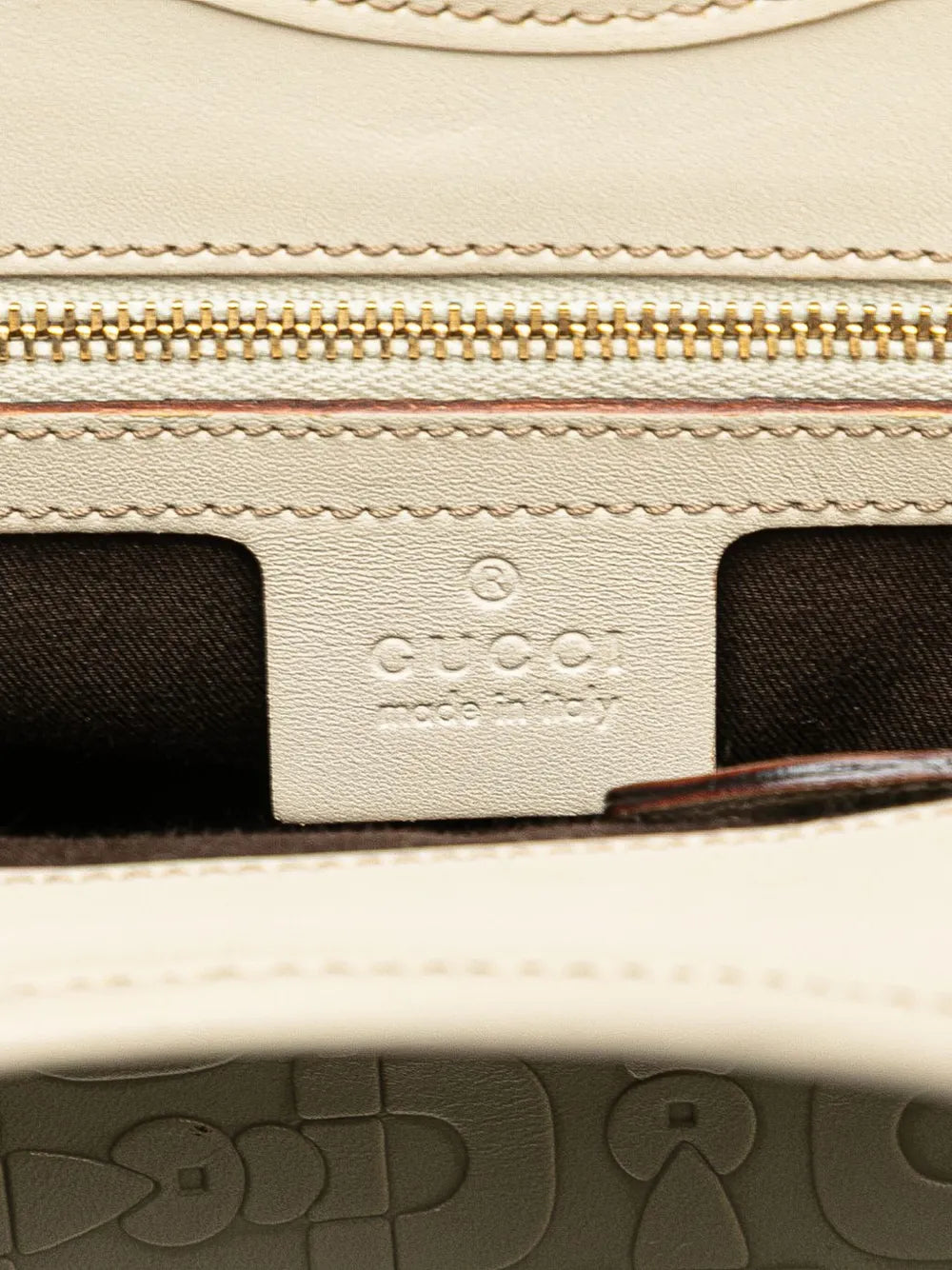 Pre-OwnedGucci Pre-Owned2000-2015 Horsebit Embossed Leather shoulder bag