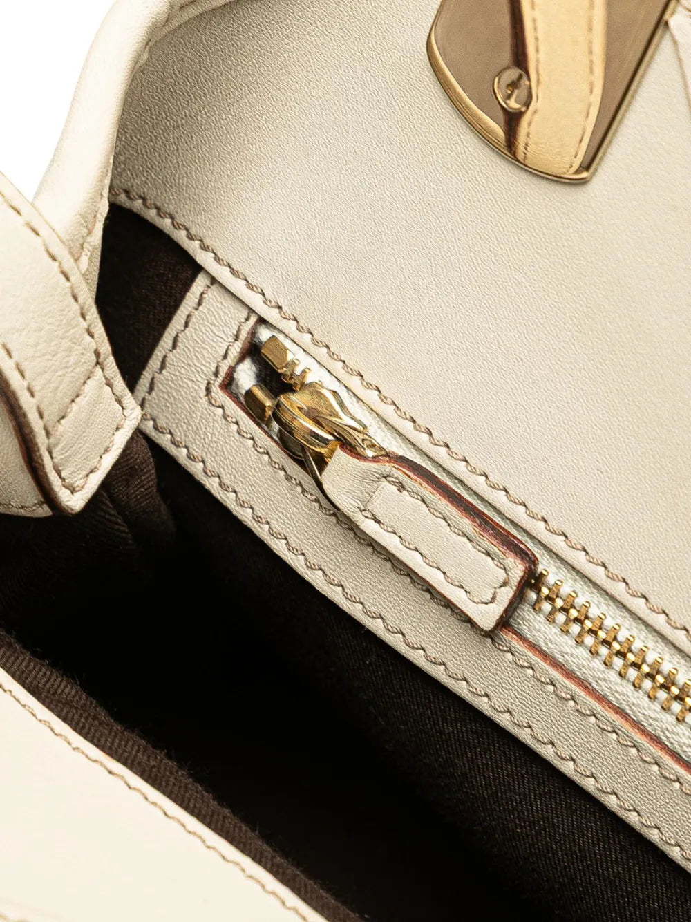 Pre-OwnedGucci Pre-Owned2000-2015 Horsebit Embossed Leather shoulder bag