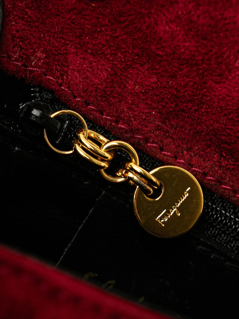Pre-OwnedFerragamo Pre-Owned1990-2000 Suede Vara Bow satchel