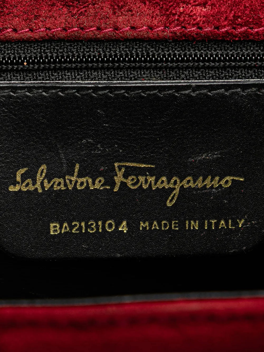 Pre-OwnedFerragamo Pre-Owned1990-2000 Suede Vara Bow satchel