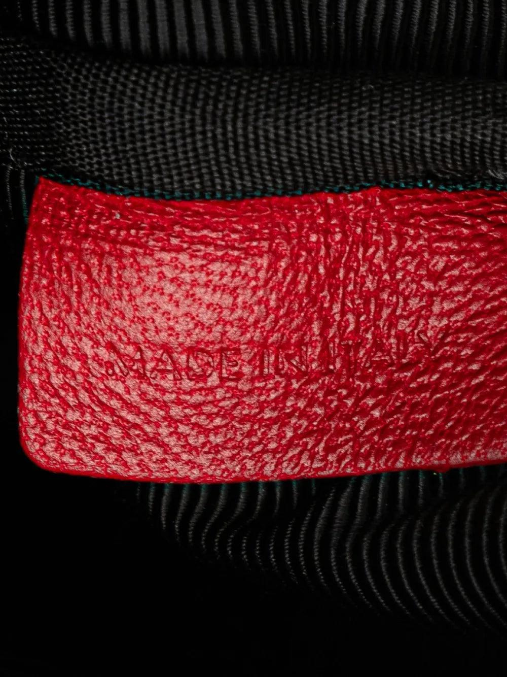 Pre-OwnedCeline Pre-Owned2010 Small Lambskin Trio crossbody bag