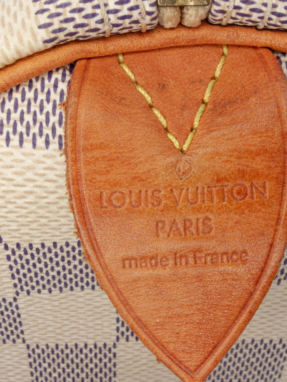 Pre-OwnedLouis Vuitton Pre-Owned2011 Damier Azur Speedy 30 boston bag