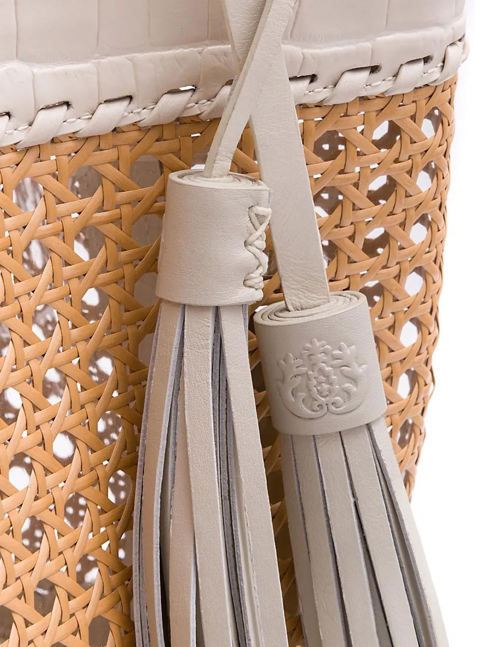 New SeasonIslaSextavada croc-embossed tassel shoulder bag