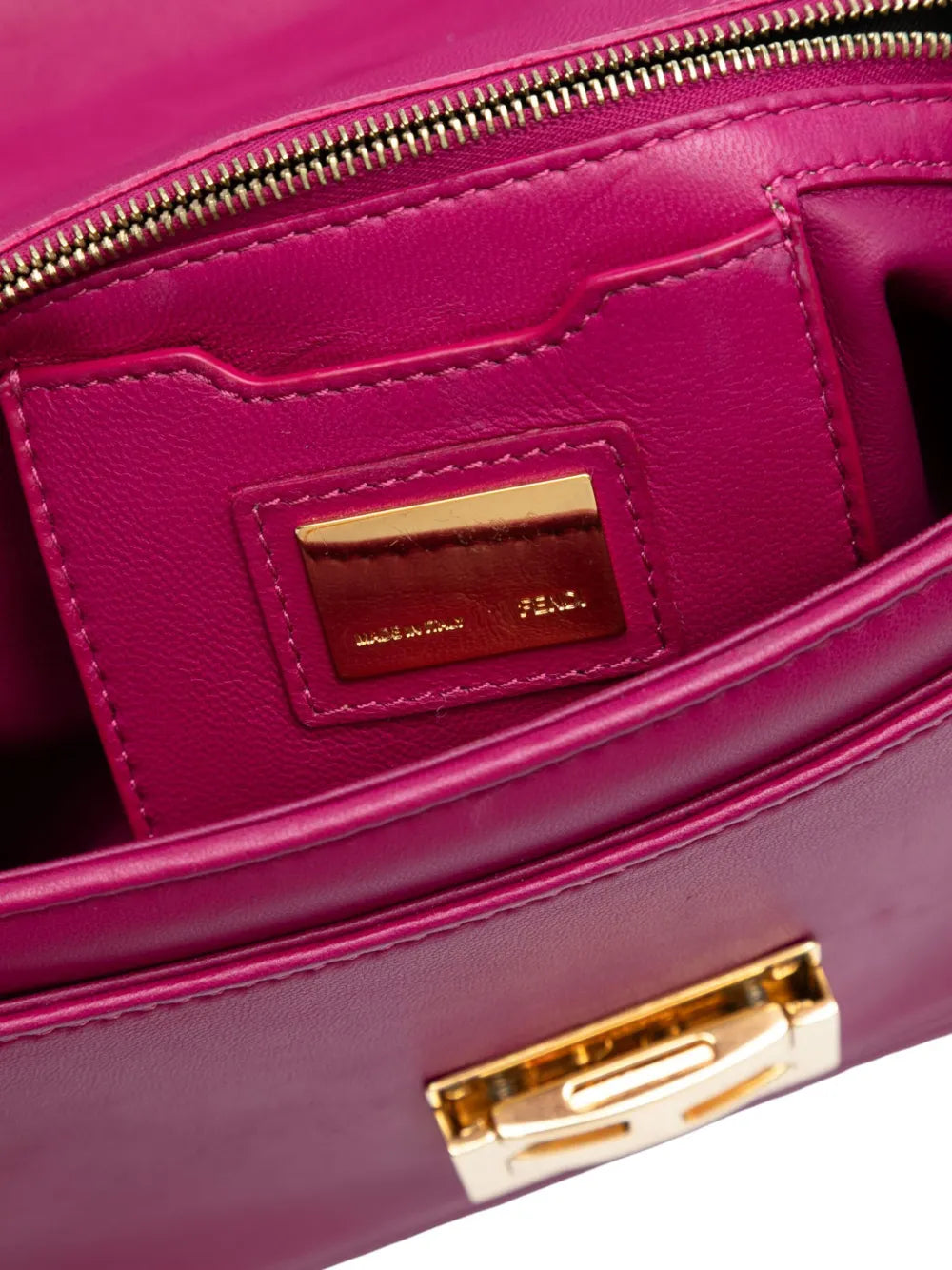 Pre-OwnedFendi Pre-Owned2010-2025 Nappa Be Baguette crossbody bag