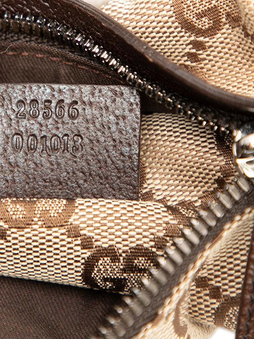 Pre-OwnedGucci Pre-Owned2000-2015 GG Canvas Double Pocket belt bag
