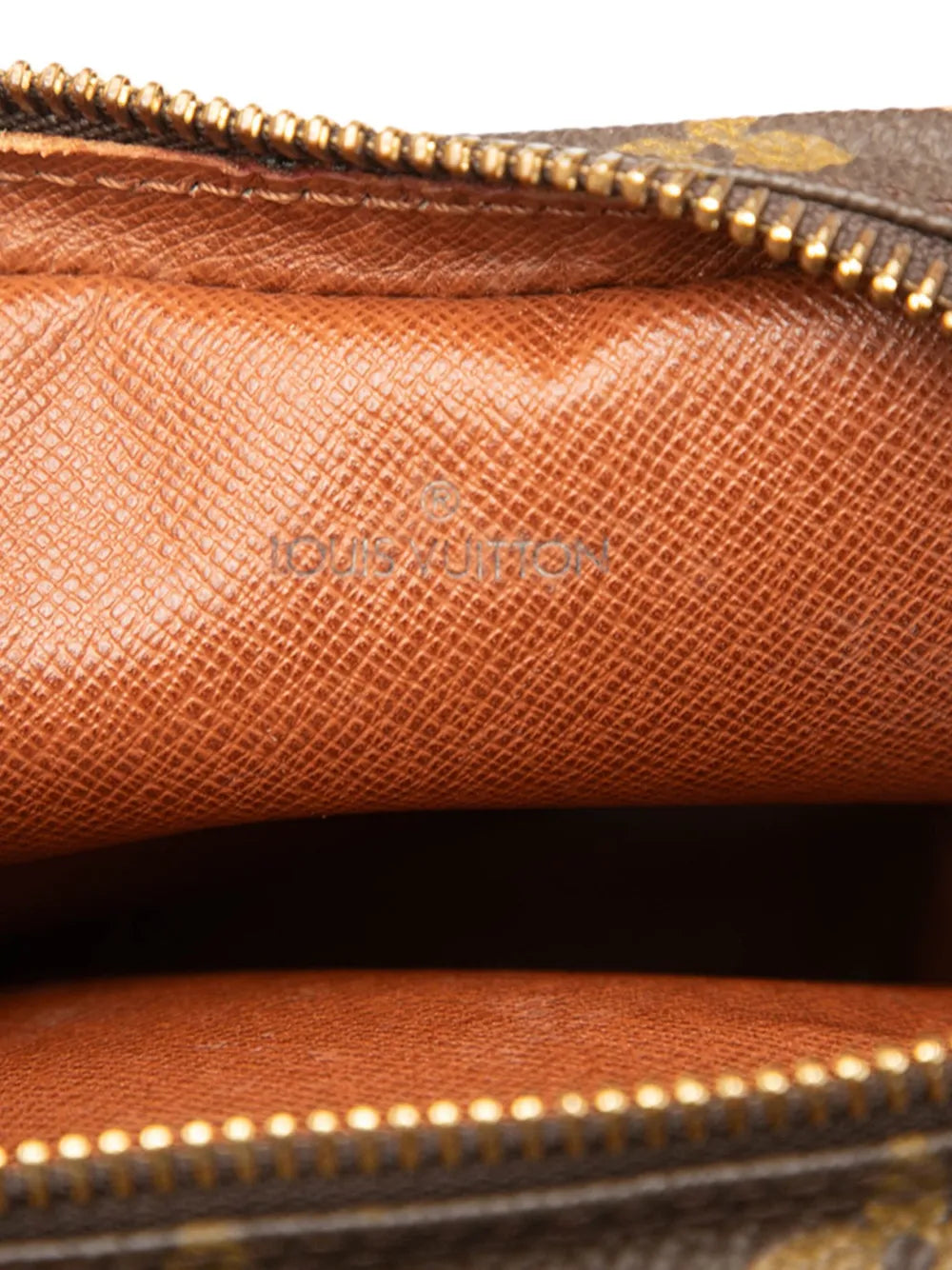 Pre-OwnedLouis Vuitton Pre-Owned1990 Monogram Mini Danube crossbody bag
