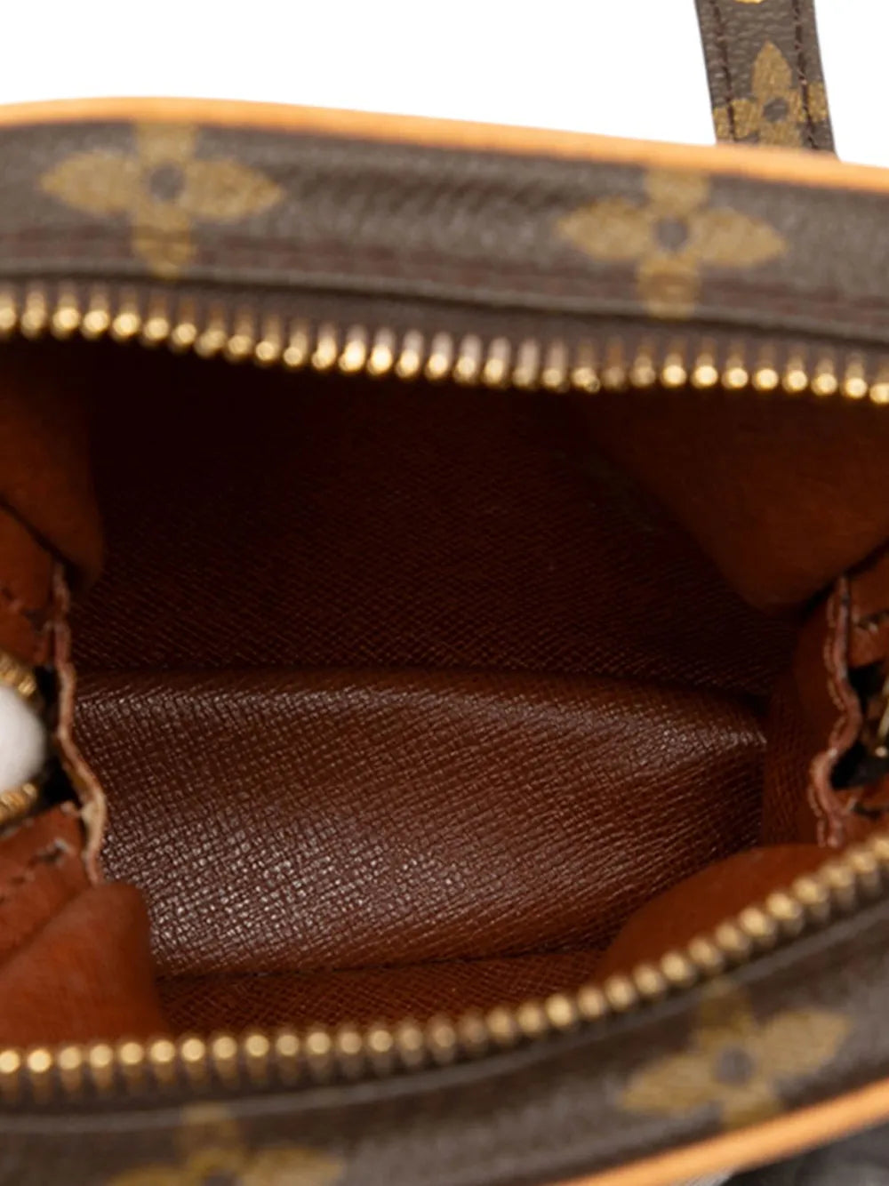 Pre-OwnedLouis Vuitton Pre-Owned1990 Monogram Mini Danube crossbody bag