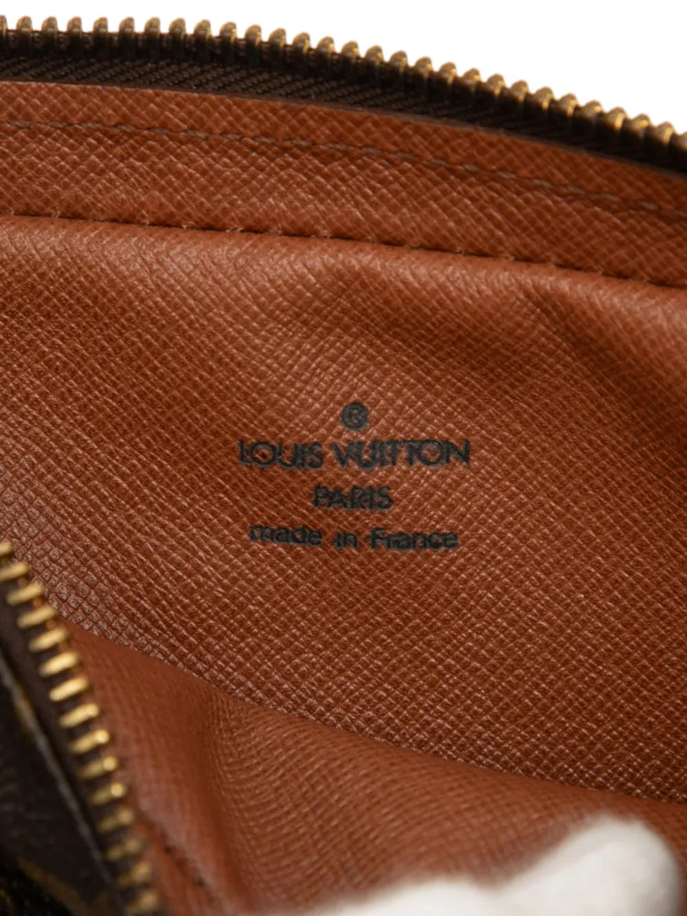 Pre-OwnedLouis Vuitton Pre-Owned1995 Monogram Marly Dragonne PM clutch bag