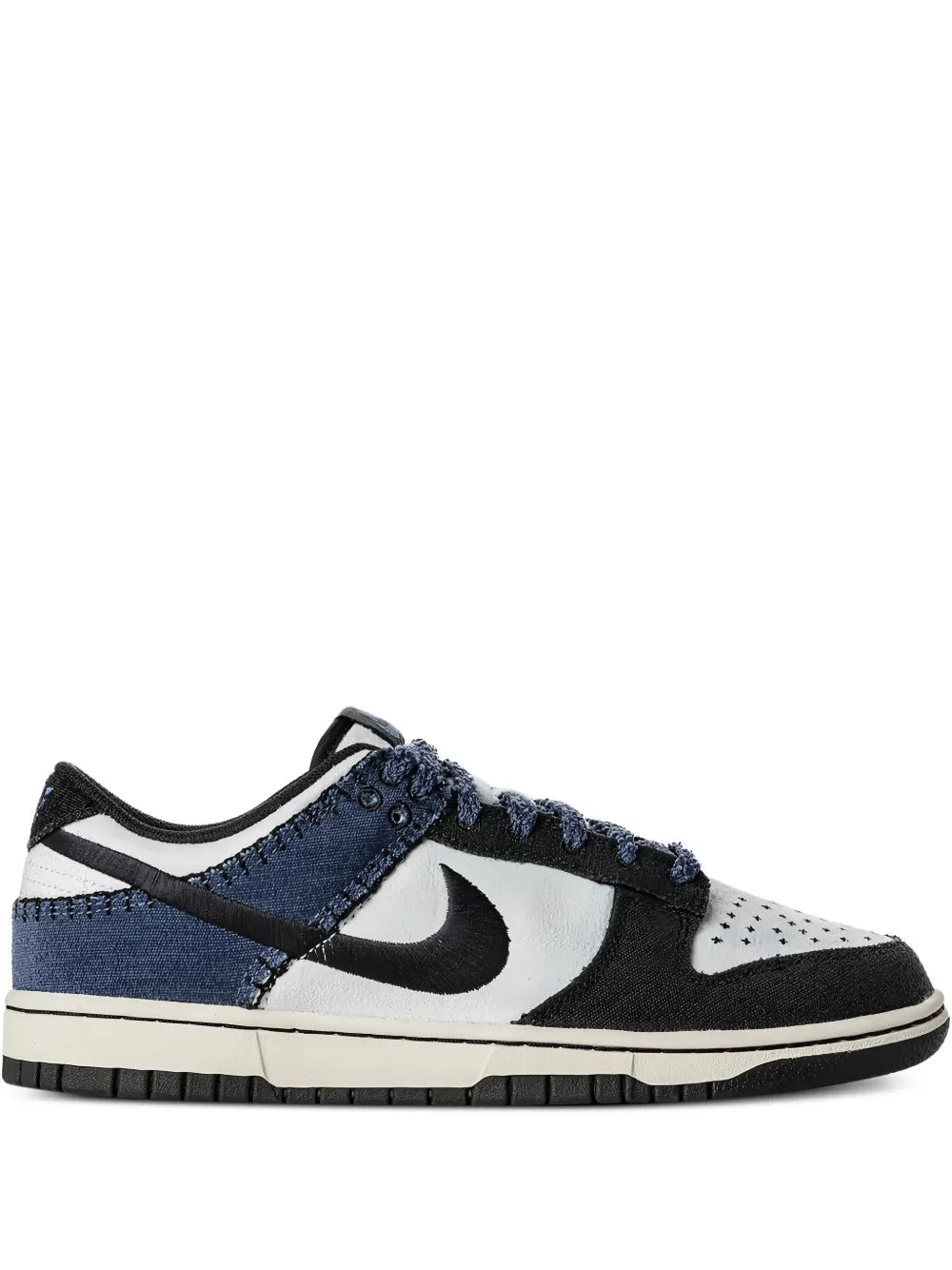 Dunk Low Retro Se Lace-Up Sneakers