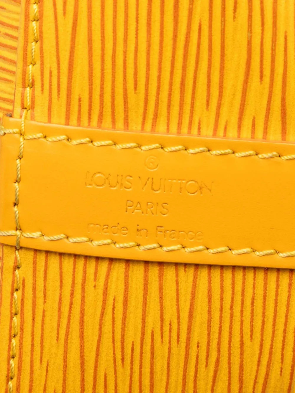 Pre-OwnedLouis Vuitton Pre-Owned1997 Epi Petit Noe bucket bag