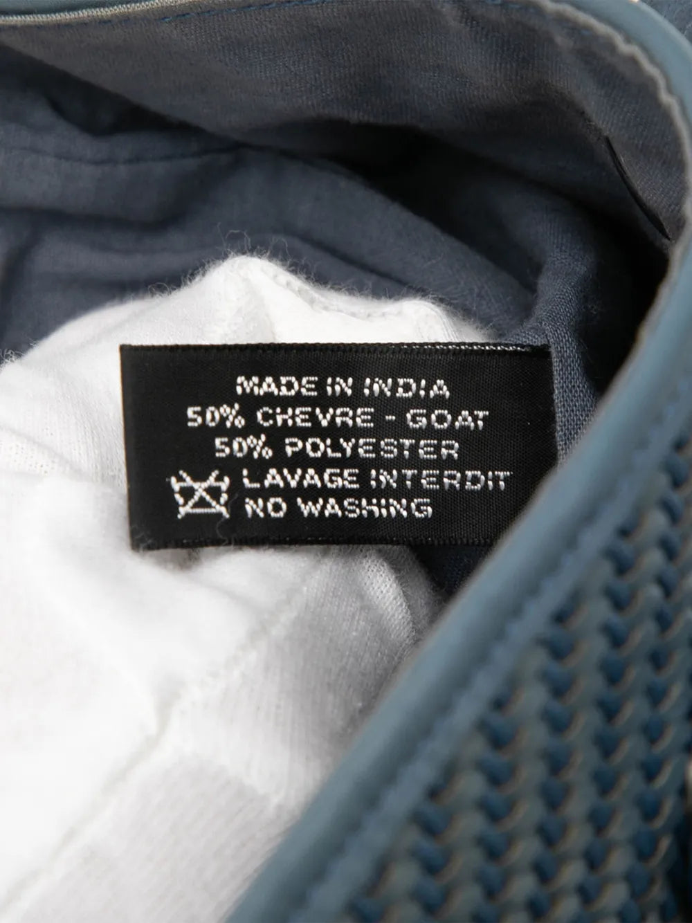 Pre-OwnedHermre-Owned1990-2015 Woven Leather and Polyester Ahmedabad Diego PM handbag