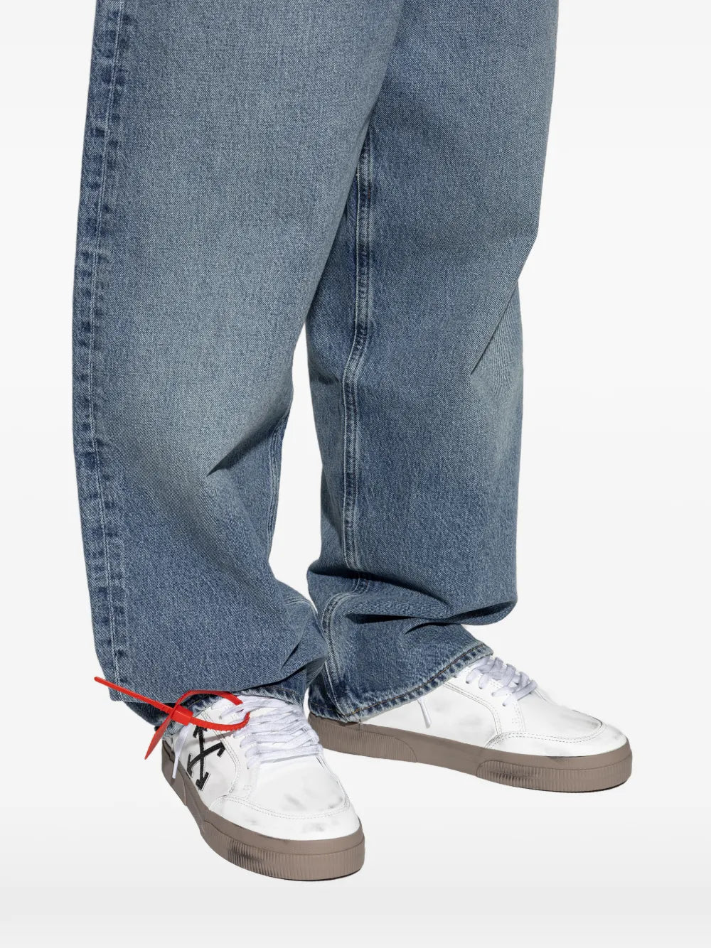Off-White Arrow-Motif Leather Sneakers