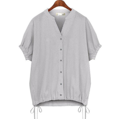 Blouses with loose stripes and raglan sleeves