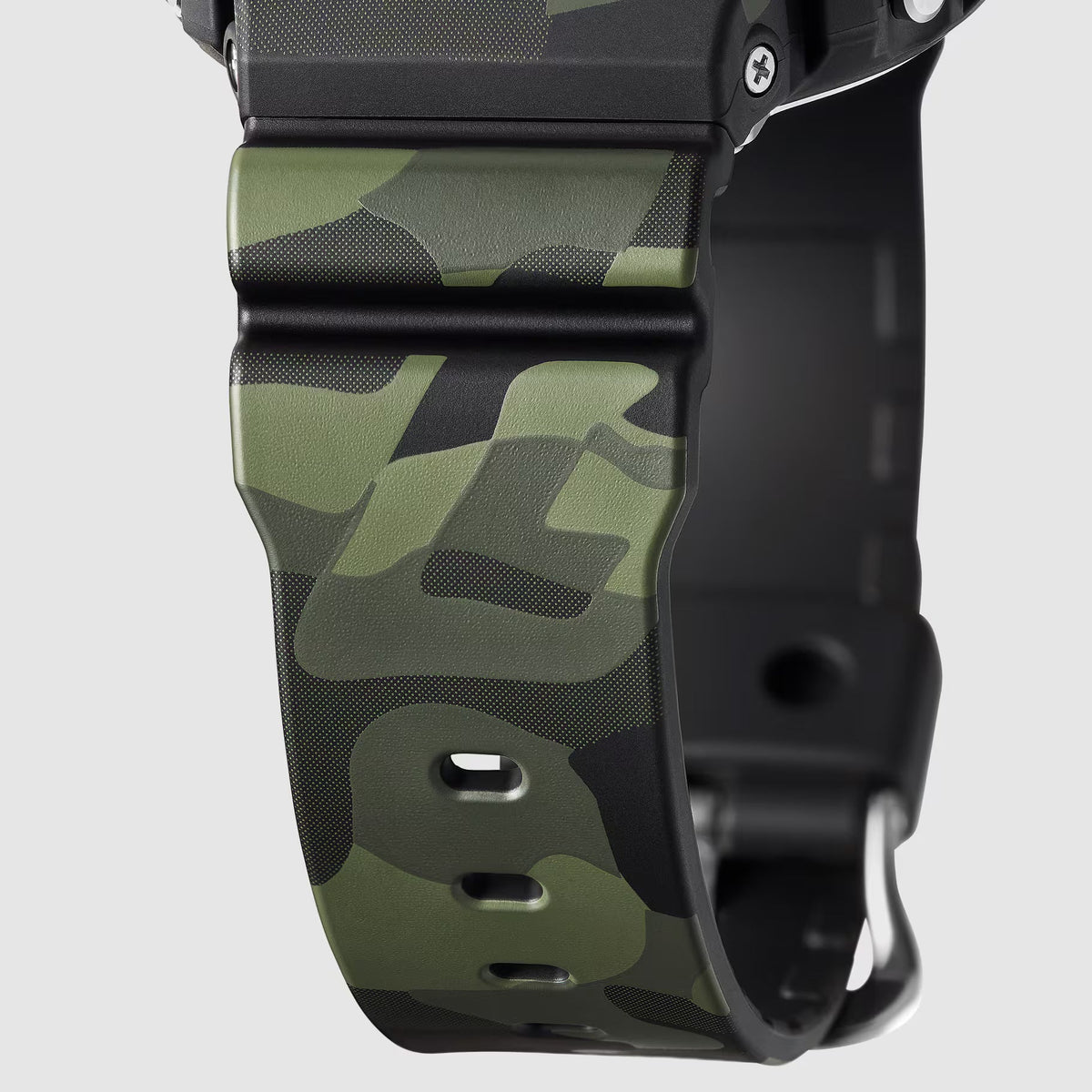 GM6900CMG-3 "Bold Camo Series"