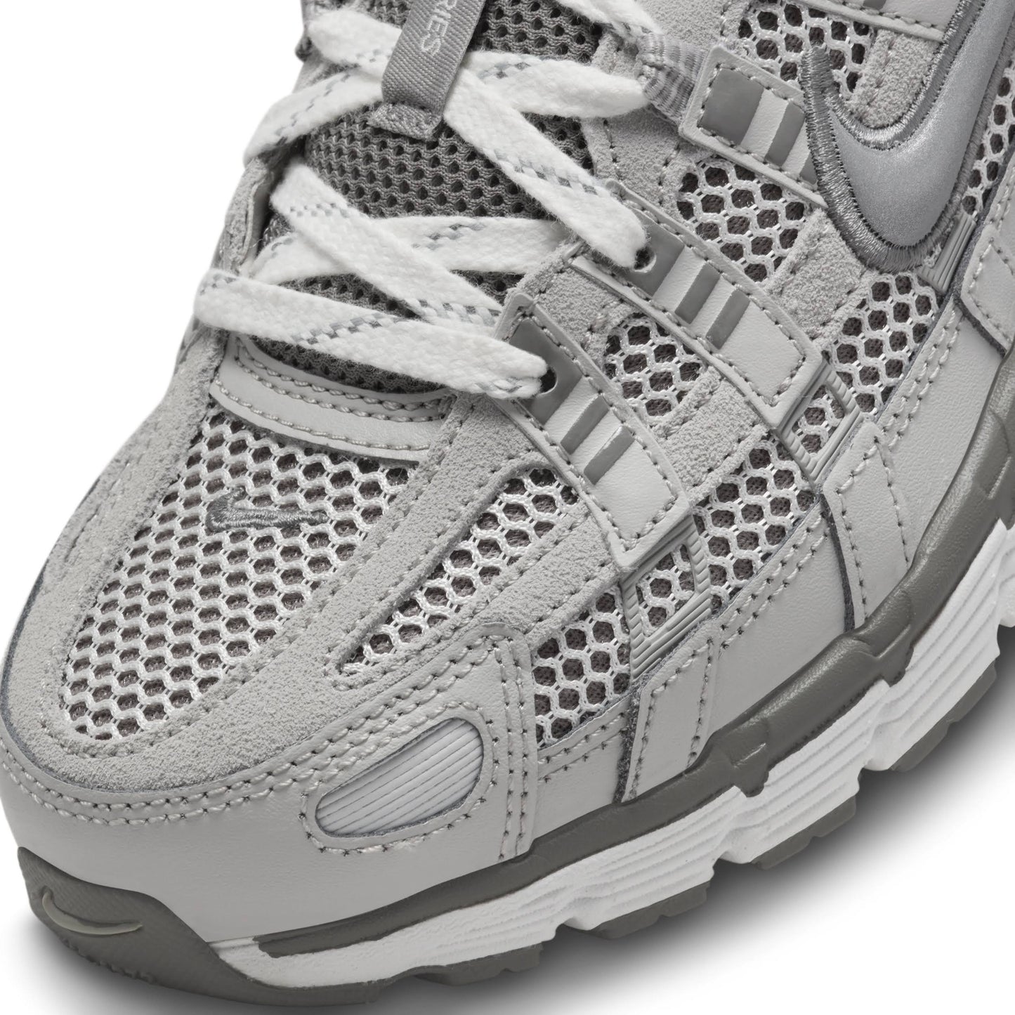 Nike P-6000 Premium Triple Noir
